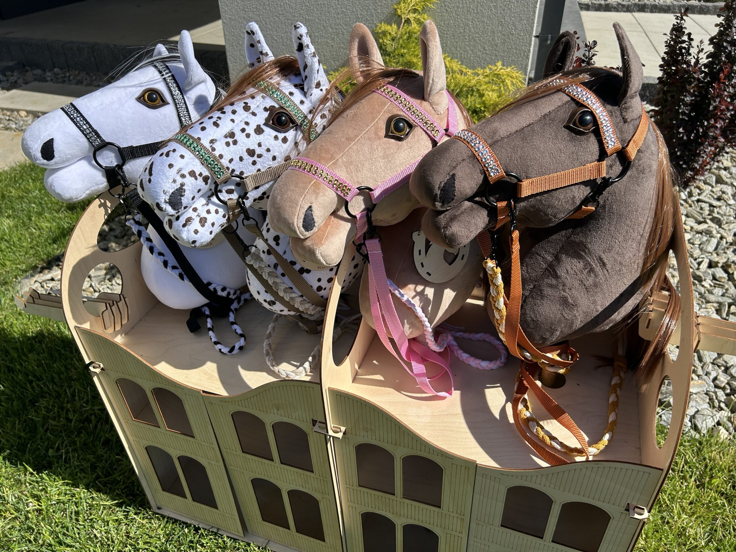 Secret Box z konikiem Hobby Horse + GRATIS!! Mystery Box Premium z akcesoriami!! - obrazek 8